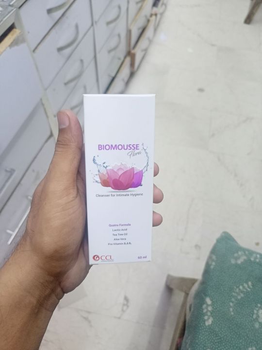 Biomousse%20flora%2060ml%20cleanser%20for%20intimate%20hygiene%20-%20Image%202