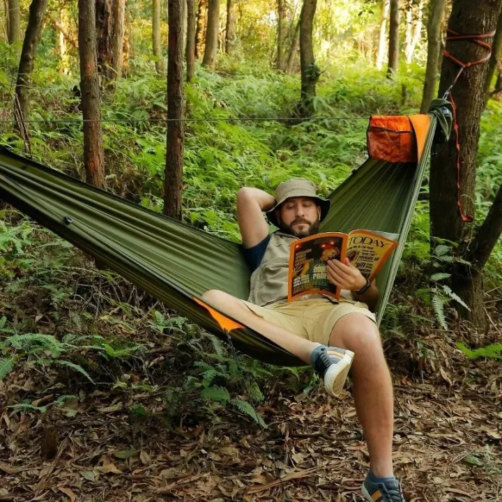 TRAVELER%20Bushcraft%20Quick-Deploy%20Hammock%20with%20Mosquito%20Net,%20Integrated%20Ridgeline%20&%20Anti-Roll%20Design%20for%20Wilderness%20Camping%20-%20Image%202