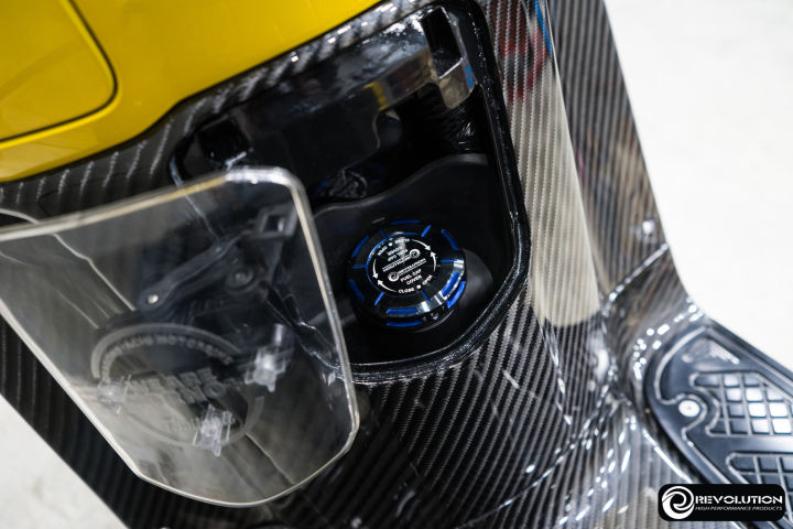 Tank%20cover%20+%202-Tone%20revolution%20lead125/Giorno%20+/forza350%20CNC%20Giorno%20125%20/%20Forza%20350/lead%20125%20-%20Image%204