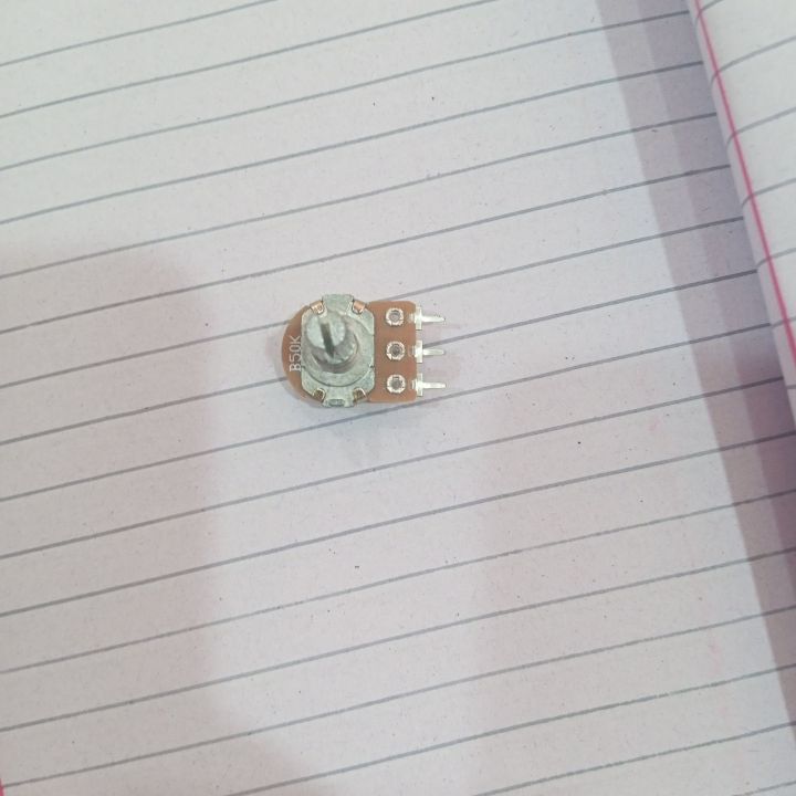 Pack%20of%205%20-%2050K%20Ohm%20Variable%20Resistor%20Rotary%20Potentiometer%20-%20B50K%20-%203%20Pin%20volume%20controls%20on%20audio%20equipment%20-%20Image%208