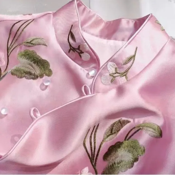 Women%20Chinese%20Vintage%20Blouse%204XL%20Loose%20Female%20Hanfu%20Tops%202024%20NewTang%20Suit%20Shirt%20National%20Style%20Traditional%20Elegant%20Embroidery%20-%20Image%205