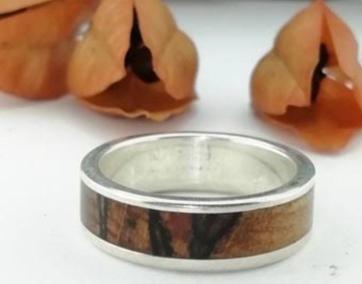 Fashion%20Men%20Olive%20Burl%20Wood%20Wedding%20Ring%20For%20Men%20Classic%20Koa%20Wood%20%20Wedding%20Titanium%20Stainless%20steel%20Ring%20For%20Men%20-%20Image%206