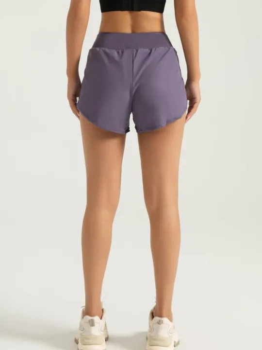 Women's%20Lightweight%20Running%20Shorts%20with%20Pockets%20and%20Liner,%20High%20Waist%20Design%20with%20Moisture-Wicking%20Technology%20for%20Comfort%20-%20Image%202