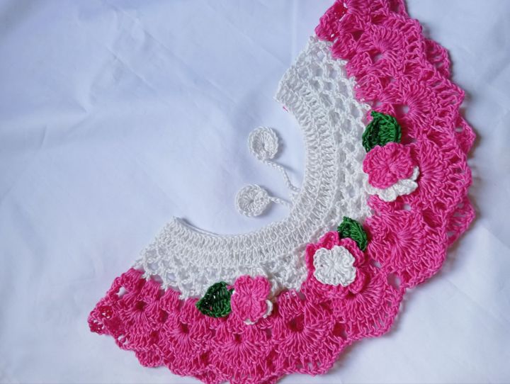 1%20piece%20Kushikatar%20gola%20kushikatar%20baby%20neck%20for%20any%20size%20made%20by%20Noytar%20best%20for%20summer%20baby%20girls%20Handmade%20Fashionable%20cute%20Crochet%20Baby%20Neck%20Design%20dress%20for%20girls%201%20peices%20white%20and%20Green%20Colour%20Kushikatar%20jamar%20gola%20crochet%20babykushikatar%20jamar%20gola%20-%20Image%203