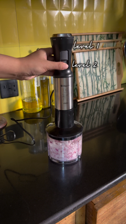 Vitamax 4 in 1 Hand Blender Machine 1000W Powerful Motor 12-Speed Immersion Blender with Egg Beater Milk Frother, Chopper juicermachine 100% Copper Motor | 4 Blades | Chopper + Whisk + Measuring Cup | Hand Mixer for Kitchen Use – Model VM-818