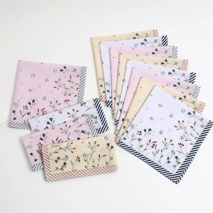 3-Pack%20of%20Elegant%20Handkerchiefs%20for%20Women,%20Pure%20Cotton%20Sweat-Wiping%20Handkerchiefs,%20Holiday%20s,%20Wedding%20Supplies,%20Placemats%20-%20Image%203