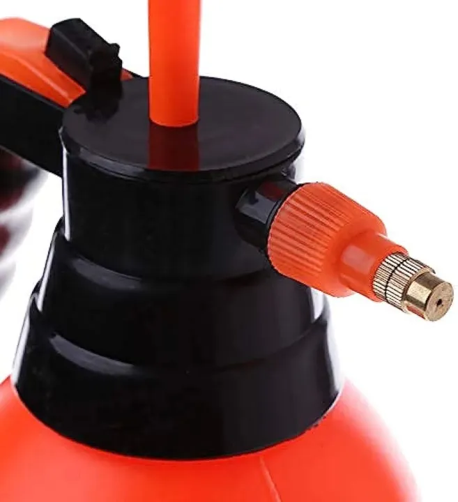 Handheld%20Garden%20Sprayer%202-LITER%20Portable%20Pressurized%20Sprayer%20One%20Hand%20Pressure%20Sprayer%20Bottle,%20Adjustable%20Nozzle,%20Use%20with%20Water%20-%20Image%203
