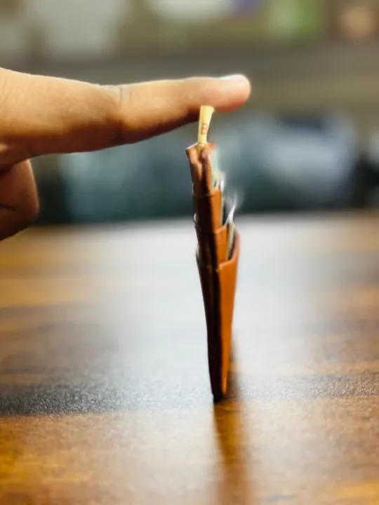 Retro%20Leather%20Credit%20Business%20Mini%20Card%20Wallet%20Convenient%20Man%20Women%20Smart%20Wallet%20Business%20Card%20Holder%20Cash%20Wallet%20Card%20Case%20-%20Image%205