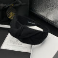 Retro and Versatile Headband for Women's Face Washing and Hair Pressing, High-End and Wide Edge Hair Tie Headband.
