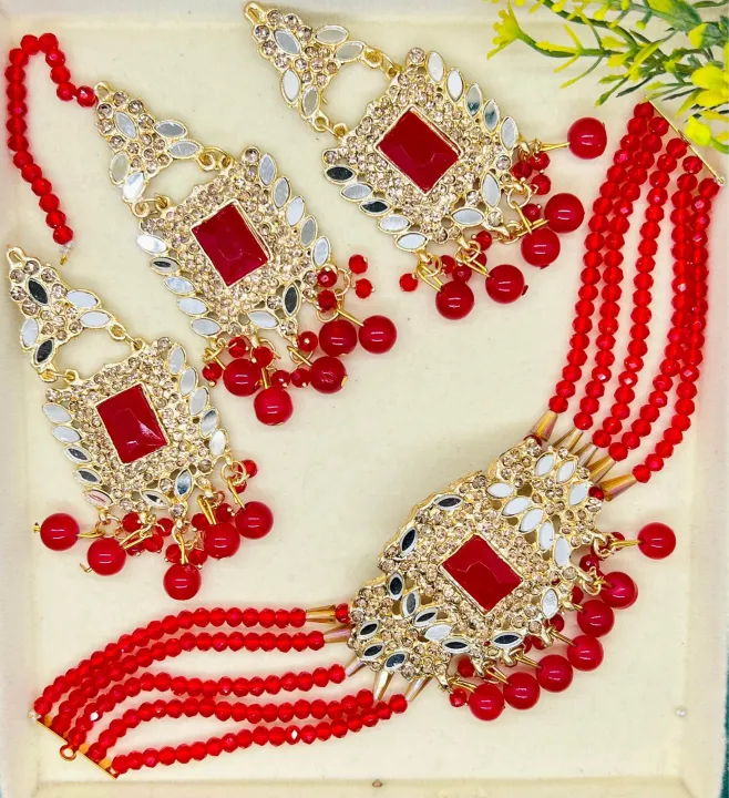 Charming%20Hyderabadi%20Choker%20Patti%20Set%20with%20Big%20Earrings%20&%20Tikka%20for%20Women%20and%20Girls%20%E2%80%93%20New%20Antique%20Design%20-%20Image%209