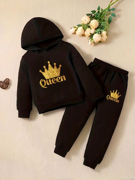 The%20newborn%20baby%20girl%20crown%20printed%20fleece%20hoodie%20and%20casual%20sport%20long%20pants%20set%20is%20suitable%20for%20outdoor%20use%20-%20Image%203