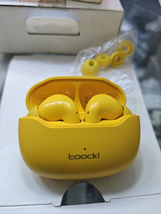 Toocki%20LY04%20Noise%20Cancellation%20Wireless%20Headset%20-%20Image%205