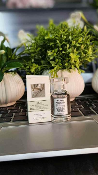 Luxurious%20Brand%20unisex%20Perfume%20Long%20Lasting%20Fragrance%20Sweet%20Floral%20And%20Fruity%20Scent%20Body%20Spray%20(7.5%20ml)%20-%20Image%206