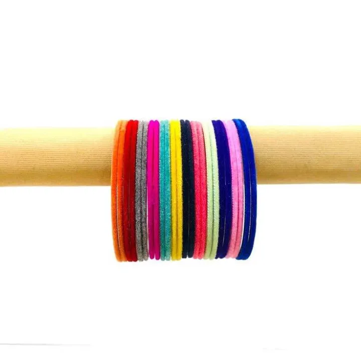 Pack%20of%202%20velvet%20churiyan%20-%20ladies%20bangles%20set%2024%20piece%20of%20velvet%20churiya%204%20piece%20of%20rinestone%20churiya%20luxury%20set%20beat%20for%20wearing%20-%20Image%207