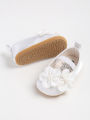 Baby girl shoes, princess children's shoes, soft soled anti slip pearl flower dress, children's shoes, first step 0-18M. 