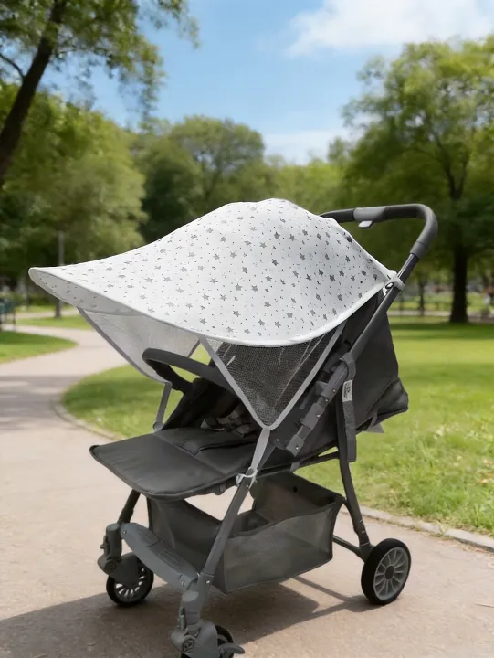 Universal%20Sunshade%20for%20Multiple%20Baby%20Models,%20Sun%20Protection%20and%20Light-Blocking%20Cover%20for%20Baby%20Travel,%20Foldable%20and%20Breathable,%20Cartoon%20Print%20Ins%20Style%20-%20Image%204