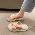 Qzshop ready to ship🚚Women sandals new arrival cross strap sandals soft bottom design comfortable to wear with 4 colors all beautiful💖It must have😍. 