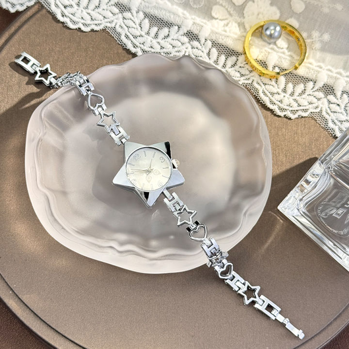 New%20Creative%20Fashion%20Minimalist%20Holiday%20Star%20Bracelet%20Watch%20Jewelry%20High-End%20Ladies%20Quartz%20Watch%20Elegant%20Timepiece%20Accessory%20-%20Image%207