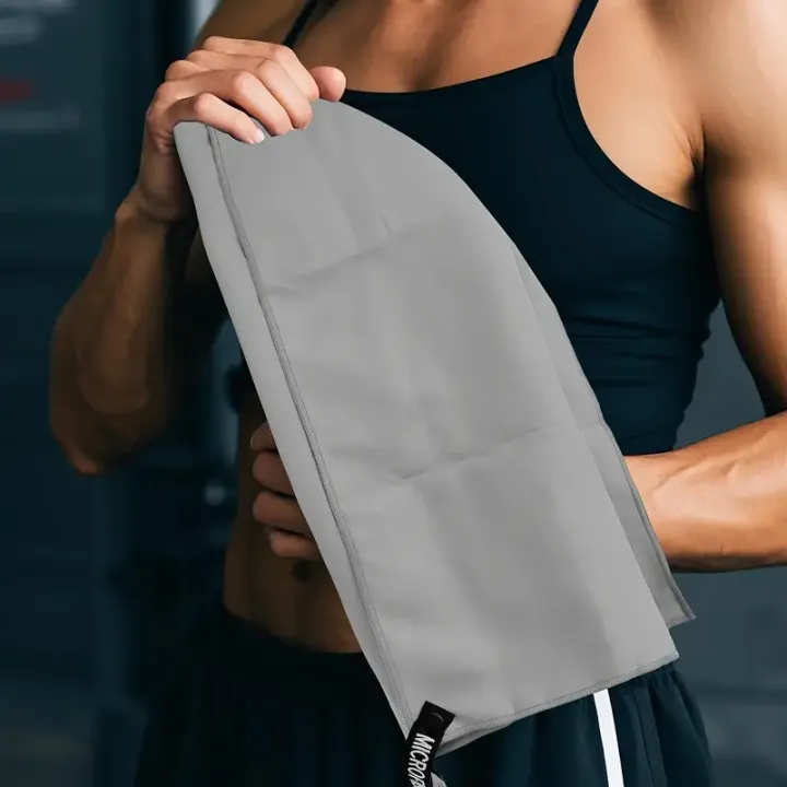 1pc%20Outdoor%20Sports%20Quick%20Drying%20Towel,%20Microfiber%20Swimming%20Towel,%20Non-Sticky%20Sand%20Beach%20Towel%EF%BC%8CSuitable%20for%20Travel%20-%20Image%203