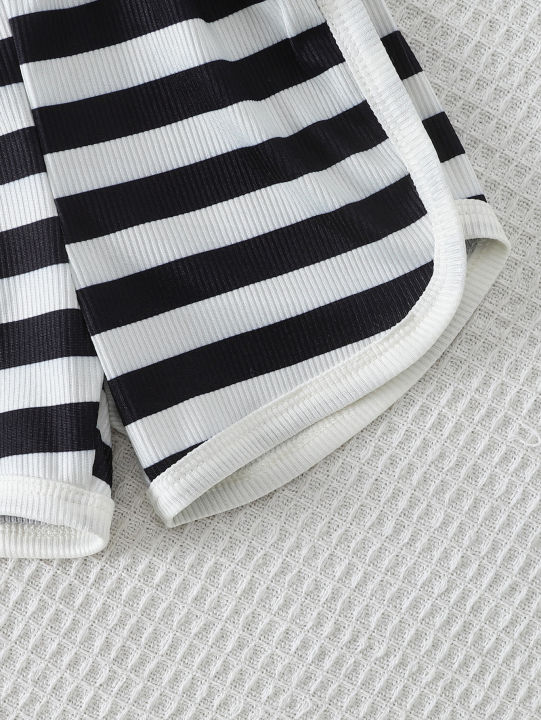 2pcs%20Summer%20Baby%20Boys%20Girls%20Black%20White%20Striped%20Ribbed%20Tank%20Set,%20Casual%20Style,%20Daily/School%20Wear,%200-3Y,%20Breathable%20Fabric%20-%20Image%206