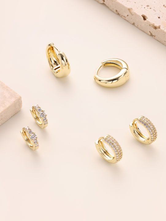 3%20Pairs%20Small%20Gold%20Hoop%20Earrings%20Set%20for%20Women,%2014K%20Gold%20Plated%20Huggie%20Hoop%20Earrings%20for%20Multiple%20Piercing%20Dainty%20Hoop%20Earrings%20-%20Image%205