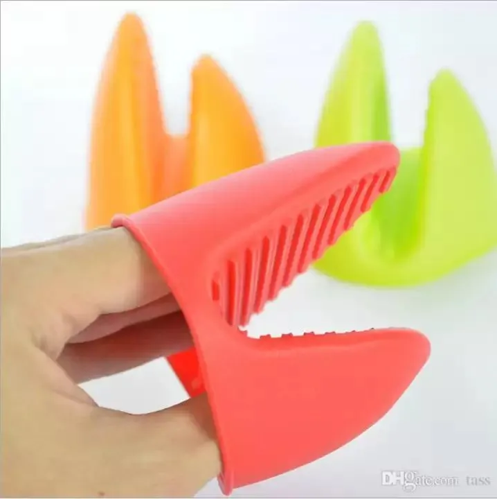 2%20Pcs%20Silicone%20Mini%20Oven%20Gloves%20Heat%20Resistant%20Mini%20Oven%20Mitt%20Silicone%20Hot%20Pot%20Holder%20Cooking%20BBQ%20Kitchen%201PC%20-%20Image%202