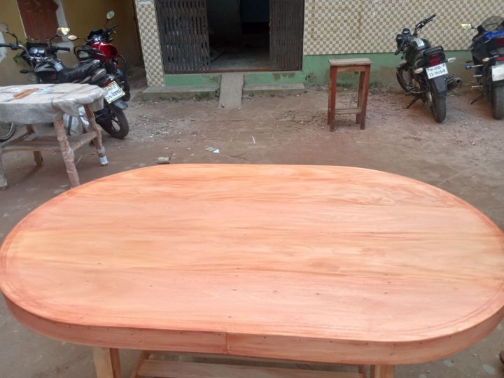 Daining%20table%20mehgony%204.5/2.5%20feet%20-%20Image%203