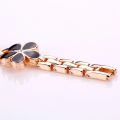 LVPAI Brand Watches Women Daisies Flower Gold Rhinestone Bracelet Wrist Watch Girl Dress Woman Fashion Classic Watch. 