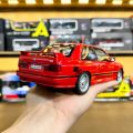 1:24 BMW M3 E30 Supercar Alloy Car Model Sound And Light Pull Back. 