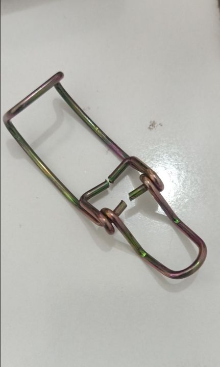 Air%20filter%20box%20metal%20clip%20Suzuki%20fx%20,%20khyber%20,%20mehran%20(%203%20)%20pcs%20-%20Image%203