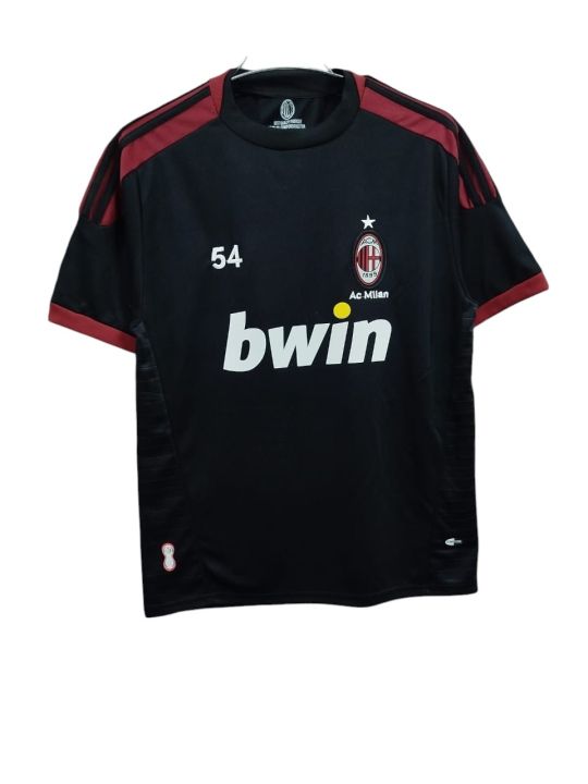 Ac%20Milan%20retro%20Jersey%20half%20%20sleeve%20Thai%20premium%20-%20Image%203