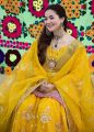 MAYO DRESS WORN BY HANIA AMIR. 