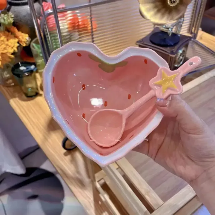 Strawberry%20Ramen%20Bowls%20and%20Spoons%20Creative%20Ceramics%20Anti-scald%20Instant%20Noodle%20Bowl%20Cute%20Strawberry%20Bowl%20Pretty%20Bowl%20-%20Image%204