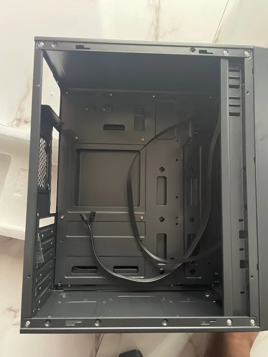 Brand%20new%20Computer%20Casing%20-%20Image%204