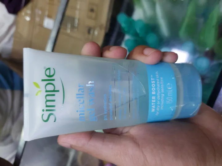 Simple%20Face%20Wash%20Tube%20150%20Ml%20-%20Image%204