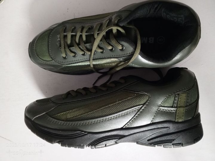 Army boots for man. Strong and Beautiful army boots