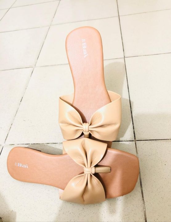 Butterfly%20Design%20Beautiful%20Girls%20Slipper%20%7C%20Ladies%20and%20Women's%20fashionable%20Super%20slim%20flat%20Sandal%20%7C%20Butterfly%20Shoes%20-%20Image%204