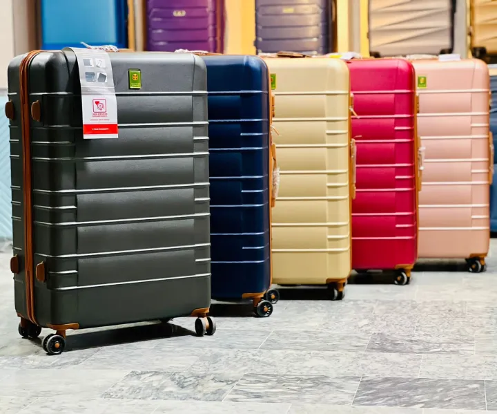 Pack%20of%20e%20Pieces%20-%20Luggage%20set%20-%20Unbreakable%20Fiber%20-%20Suitcase%20-%20Attachi%20-%20Travel%20bags%20-%20Image%202