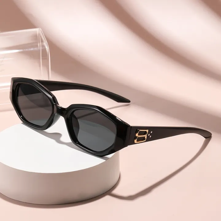 Polygon%20Retro%20Sunglasses%20-%20Fashionable%20Small%20Square%20Frame%20-%20Slimming%20Effect%20For%20Round%20Faces%206102%20-%20Image%204