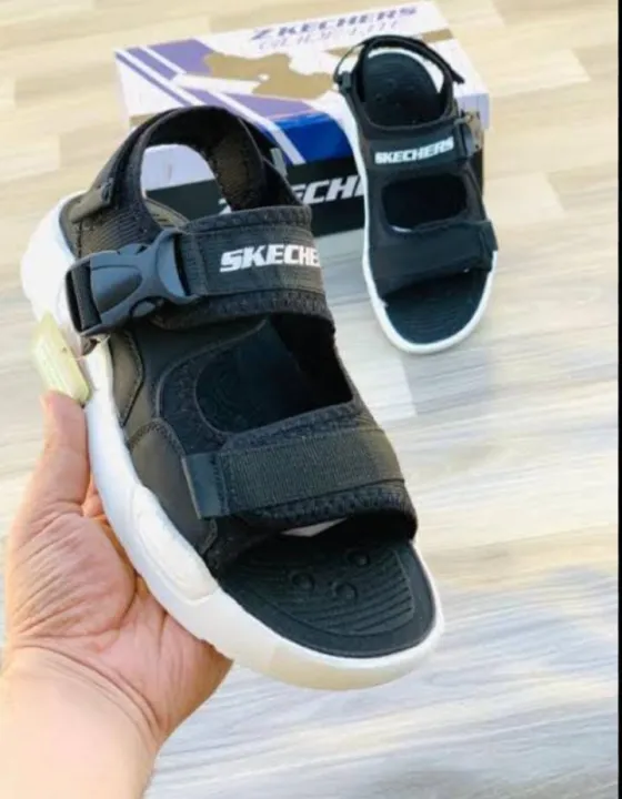 New%20men's%20and%20boy's%20kitto%20slippers%20-%20Image%205