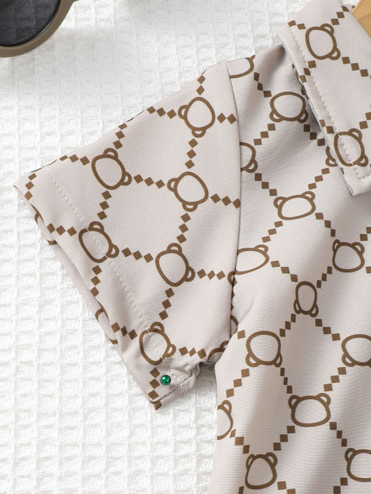 Baby%20Boy%20Bear%20Print%202-Piece:%20Button%20Shirt%20+%20Brown%20Shorts%20%E2%80%93%20Patterned%20Design%20for%20Gifting%20.%20-%20Image%204