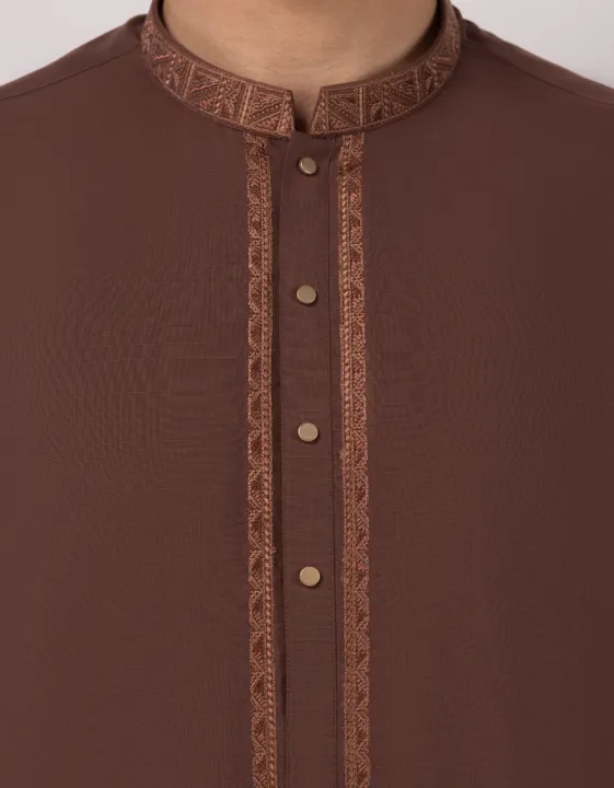 Junaid%20Jamshed%20Sticthed%20BROWN%20SEMI-FORMAL%20KAMEEZ%20SHALWAR%20For%20Men%20And%20Boys%20-Collection:2026-%20Designcode:%20JJKS-A-33873/S26/JJ10347-SF%20-%20Image%203