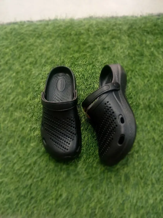 crocs%20gents%20-%20Image%202