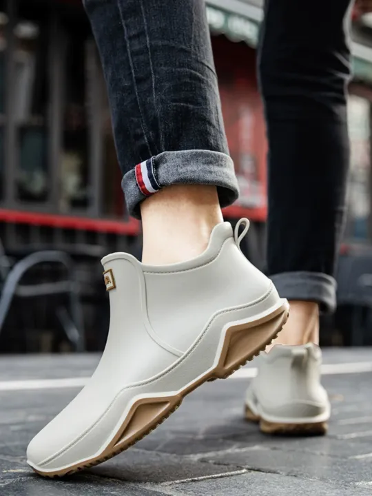 Fashion%20Couple's%20Outdoor%20Rain%20Boots%20New%20Men%20High%20Top%20Hiking%20Fishing%20Water%20Shoes%20Anti-slip%20Chef%20Work%20Ankle%20Boots%20Waterproof%20Shoes%20-%20Image%204