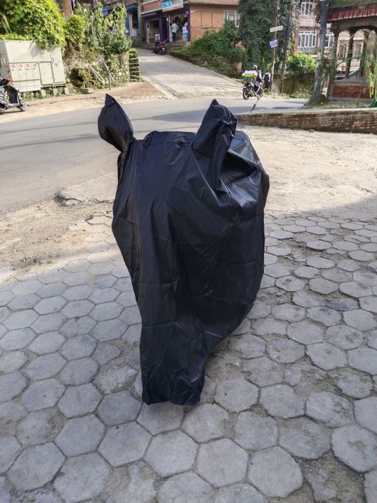 Universal%20Bike%20cover%20for%20all%20bikes%20n%20scooters%20%7C%20Inside%20silver%20coating%20%7C%20-%20Image%203