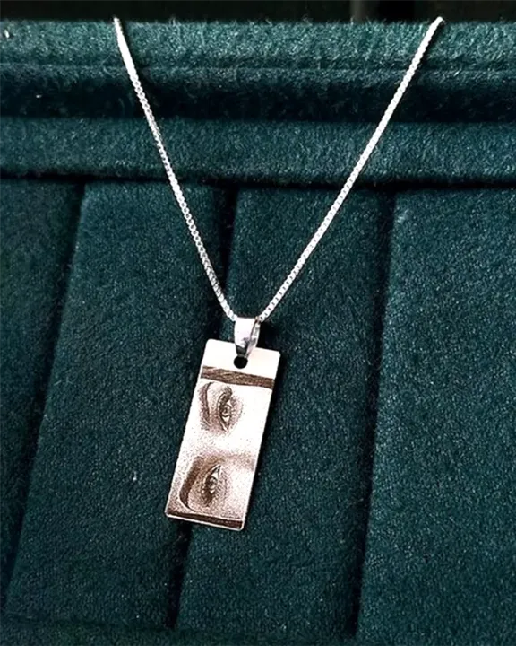 Personalized%20Eye%20Necklace%20For%20You're%20Love%20Ones%20and%20Family%20%F0%9F%92%96%20-%20Image%205