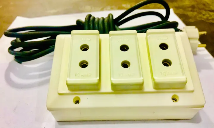Smart%20Extension%20Board%203,4%20OR%205%20Power%20Socket%20%20With%2012%20ft%20Flexible%20Extension%20fure%20copper%20Cable%20and%20load%20master%202%20pin%20%20full%20porocelain%20heavy%20duty%20shoo%20-%20Image%204