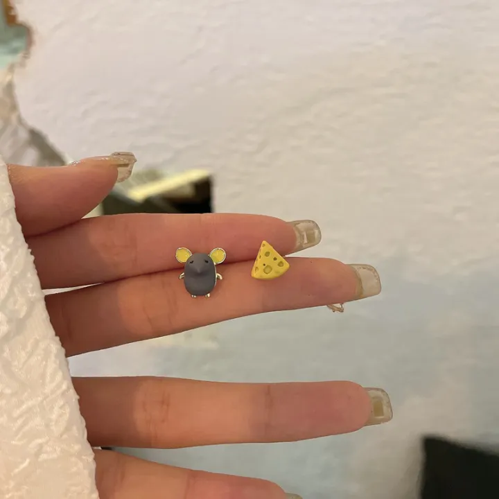Asymmetric%20Cute%20Little%20Mouse%20Cheese%20Stud%20Earrings%20For%20Women%20Lovely%20Sweet%20Small%20Earrings%20Party%20Daily%20Versatile%20Jewelry%20%20-%20Image%204