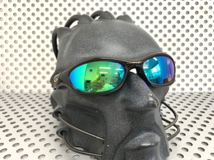 Oakley%20Pitboss%202%20Premium%20Sunglasses%20%E2%88%9A%20%20Matte%20%20%20%E2%88%9A%20With%20Cover%20&%20Wipping%20Cloth%20%20%20%E2%88%9A%20Polarized%20Glasses%20%20%E2%88%9A400%20uv%20protection%20-%20Image%208