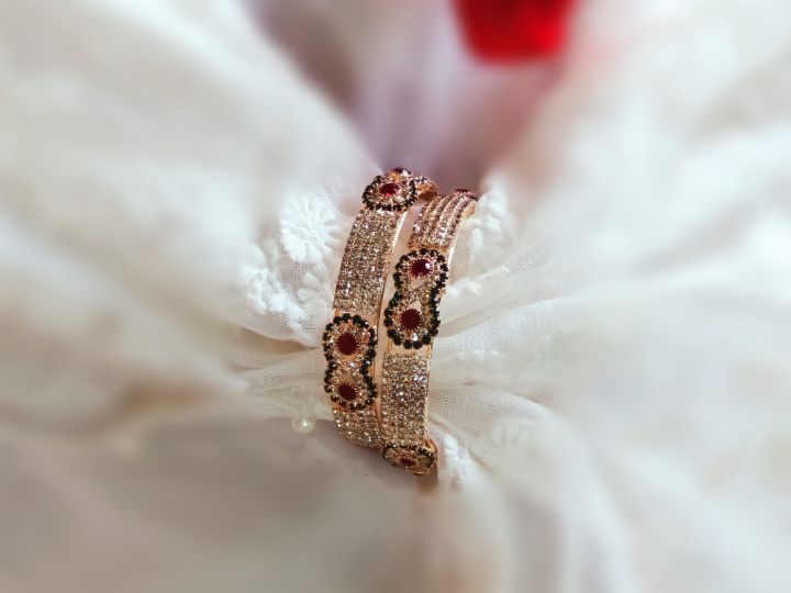 beautiful%20zarcon%20bangles%20jarao%20vangles%20-%20Image%202